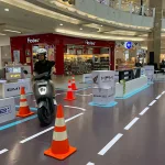 Tes Motor Listrik Dalam Mall