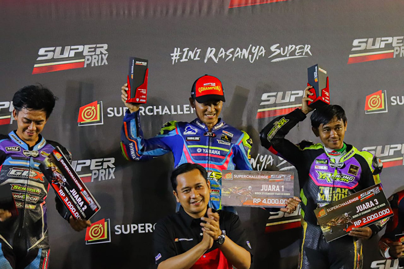 Juni AS Podium
