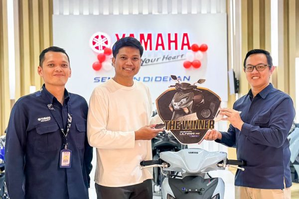 Setia Bersama Mio Selama 16 Tahun, Konsumen Asal Bogor Berbuah Manis Raih Gear Ultima Yamaha Gear Ultima