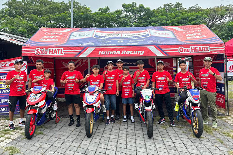 WH19 TUS Racing