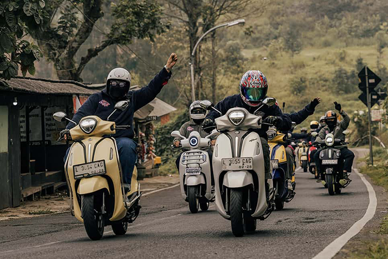 Fazzio Goes To Bromo