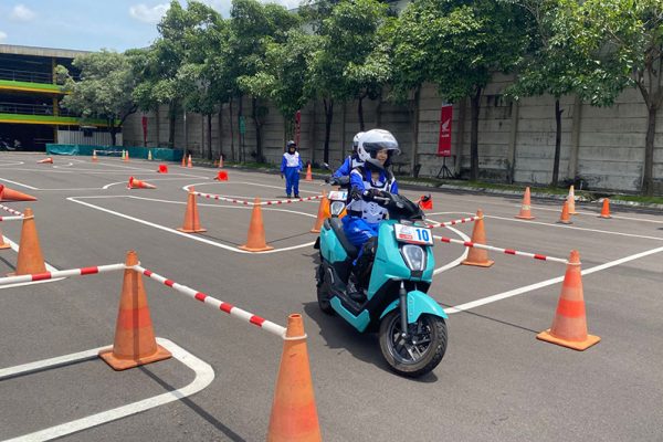 Perilaku Berkendara Honda